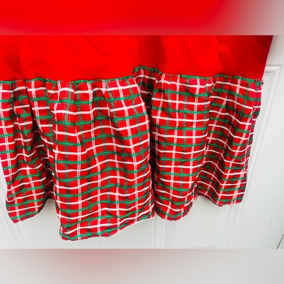 VTG 80s Red Ornamental Holiday Sweatshirt Dress w/Green gold plaid ruffle bottom - Picture 6 of 12